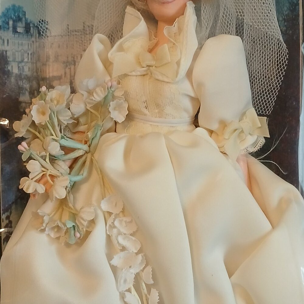 Set of 2 VTG 1982 Prince Charles and Princess Diana of Wales 12" Wedding Dolls - Picture 7 of 16